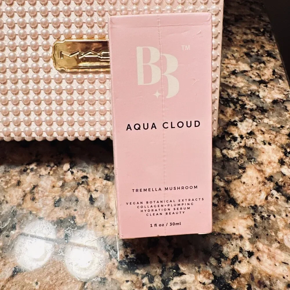 Bijou Bijou Aqua Cloud Serum NWT